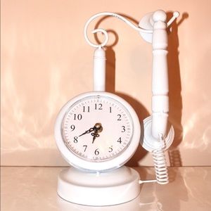 Perfect vintage style clock  decor ⏰